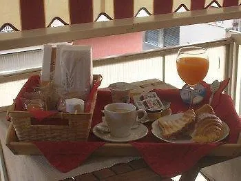 Ideal Acomodação com café da manhã 
